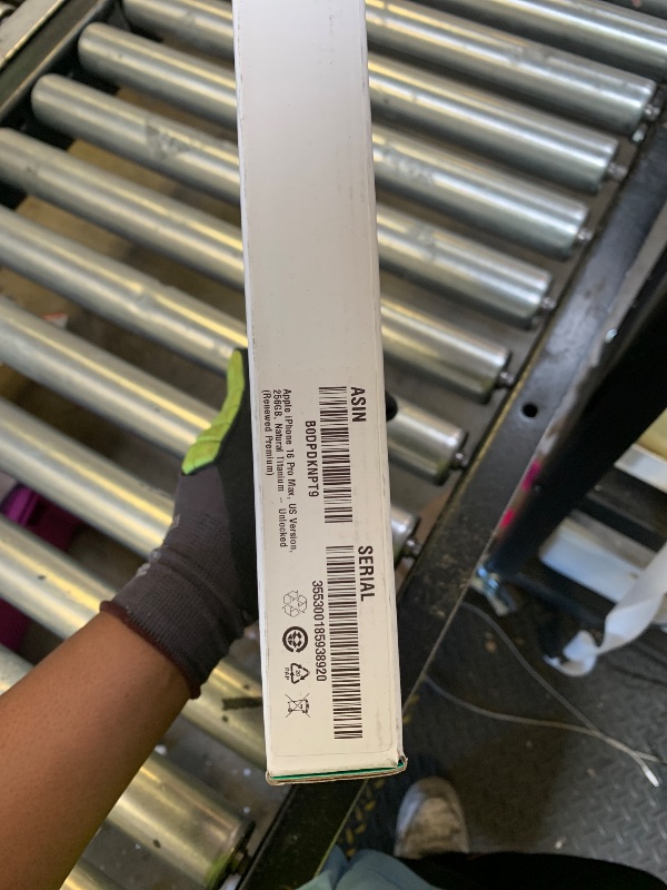 Photo 1 of Apple iPhone (Renewed Premium) 16 Pro Max, US Version, 256GB, Natural Titanium - Unlocked