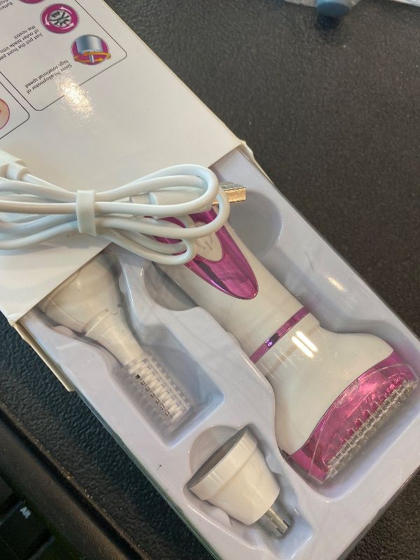 Photo 1 of *UNTESTED*
Beanify Electric Razor for Women Men with LED Display,4 in 1 Ladies Wet & Dry Body Razors and Facial Hair Remover, Rechargeable Hair Removal Kit for Nose Face Body Leg Bikini Arm Hair (White)