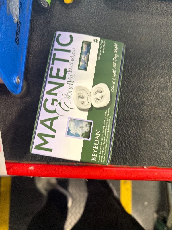 Photo 1 of ***2 LASHES*** BEYELIAN Eyelashes with Applicator Kit, Reusable Natural Look 3D Lashes, No Glue Needed Soft Lashes for Eye Makeup-25B (Lightweight & Comfortable) NOT MAGNETIC