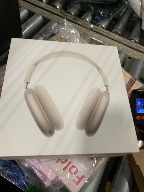 Photo 1 of ** USED / DIRTY** Apple AirPods Max Wireless Over-Ear Headphones, Pro-Level Active Noise Cancellation, Transparency Mode, Personalized Spatial Audio, USB-C Charging, Bluetooth Headphones for iPhone - Starlight