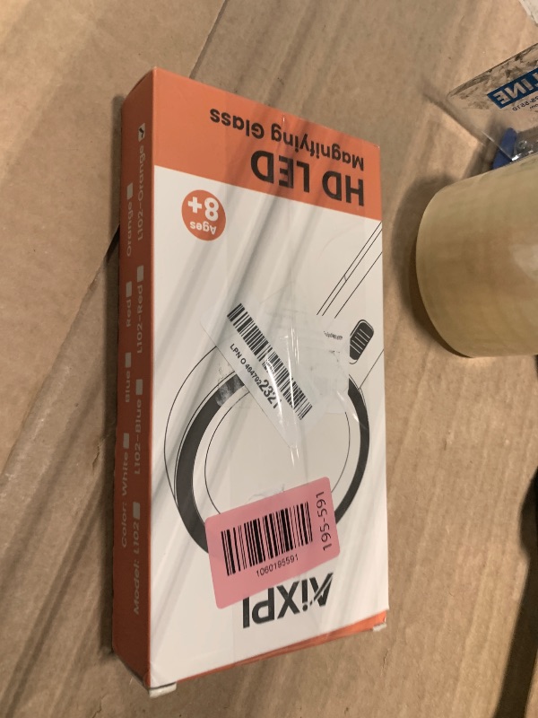 Photo 1 of ****FINAL SALE NOT RETURNS****DAMAGE
AIXPI Magnifying Glass with Light, Handheld Large Magnifying Glass 12 LED Illuminated Lighted Magnifier for Macular Degeneration Seniors Reading Inspection Coins Jewelry Orange