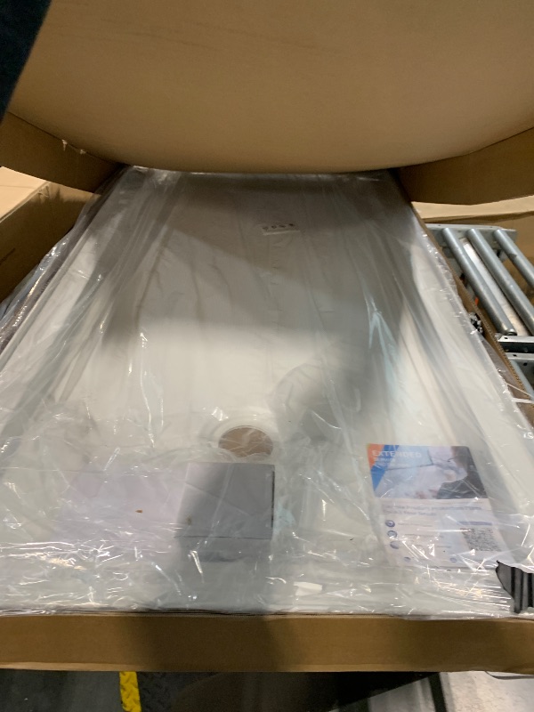 Photo 1 of ****FINAL SALE NO RETURN**** BROKEN***** Duravit Architec Shower Tray White