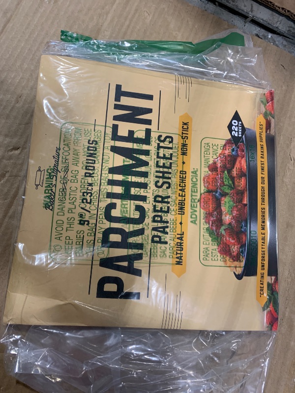 Photo 1 of [220 Liners] Heavy Duty 9 Inch Parchment Rounds Paper Baking Sheets | Precut Silicone Coated & Unbleached – Will Not Curl or Burn – Non-Toxic & Comes in Convenient Packaging