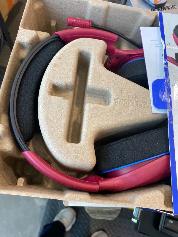 Photo 1 of *UNTESTED*
PDP AIRLITE Pro Wireless Stereo Gaming Headset, Officially Licensed by Sony PlayStation 5, PS5/PS4/PS3/PC, Lightweight Durable 40 Foot Connection, Noise-canceling Flip-to-Mute Mic, Cosmic Red