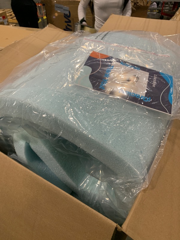 Photo 1 of ***SIMILAR ITEM*** Linenspa Memory Foam Mattress Topper, Queen Size - 2 Inch Gel Infused Memory Foam - Plush Feel - Cooling and Pressure Relieving - CertiPUR Certified