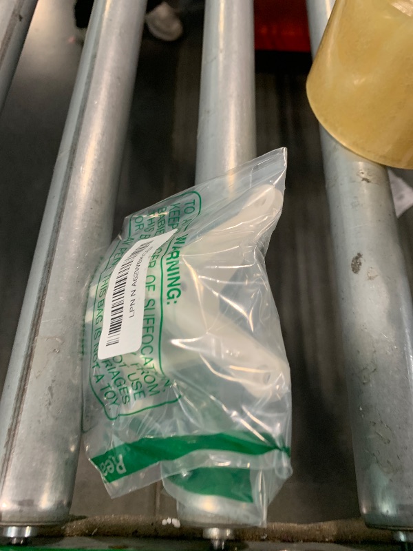 Photo 1 of ***SIMILAR ITEM*** 3IDEE VESA Adapter Compatible with HP Monitor (22f, 22es, 22ea, 24f, 24fw, 24es, 24er, 24ea, 27f, 27fw, 27es, 27er, 27ea) - Including Screw Set - 75x75 mm (White)