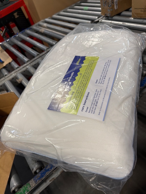Photo 1 of ***similar item*** Sealy Dreamlife Standard Size Memory Foam Cooling Pillow with SealyChill Cooling Gel, Removable Machine-Washable Cover, Made in The USA