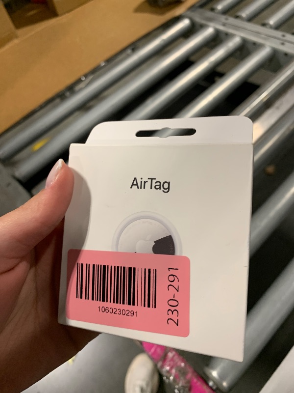 Photo 1 of ***FACTORY SEALED*** Apple AirTag (1st Generation). Keep Track of and find Your Keys, Wallet, Luggage, Backpack, and More. Simple one-tap Set up with iPhone or iPad, Bluetooth