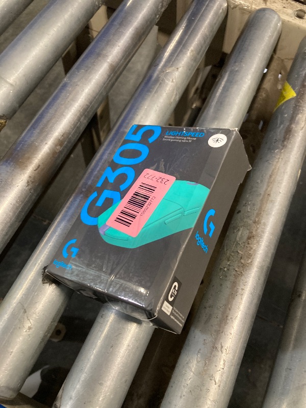 Photo 1 of ***NO USB*** Logitech G305 Lightspeed Wireless Gaming Mouse, Hero Sensor, 12,000 DPI, Lightweight, 6 Programmable Buttons, 250h Battery, On-Board Memory, Compatible with PC, Mac - Mint