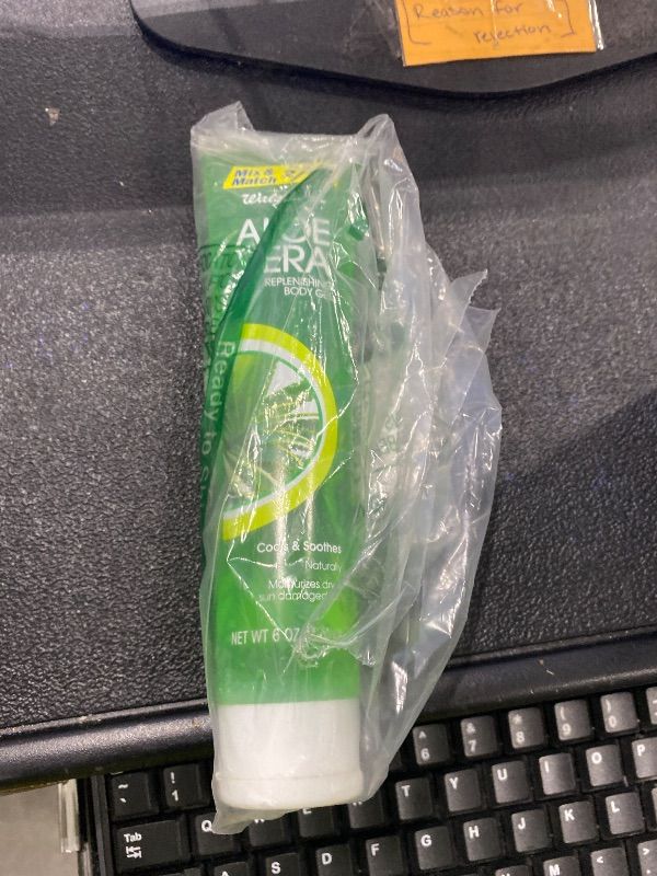 Photo 1 of ***SIMILAR ITEM*** Walgreens Dye-Free After Sun Gel, 6.0 oz