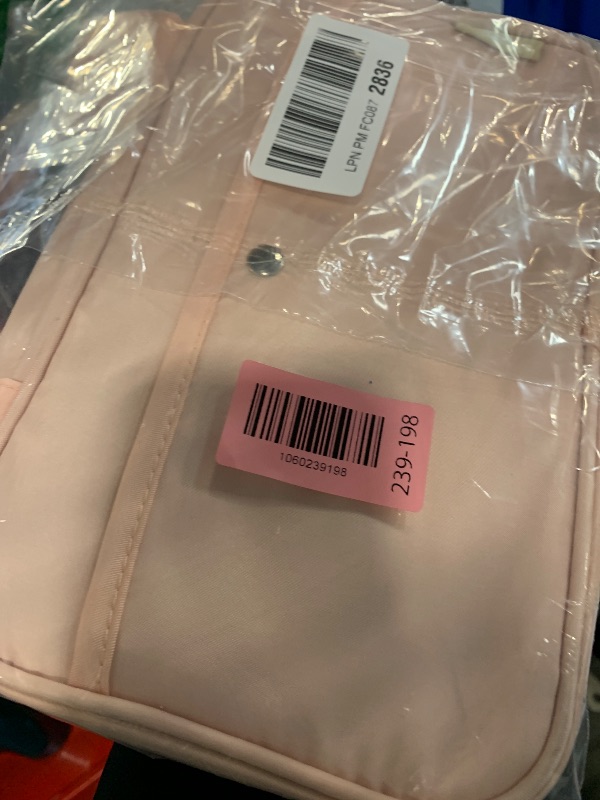 Photo 1 of *MINOR DAMAGE - USED*
Chakipee Travel Hanging Toiletry Bag for Women - Waterproof Cosmetic Organizer with Clear Window, Lightweight Bathroom Bags for Essentials, Makeup, Shampoo, Toiletries Pink, Medium