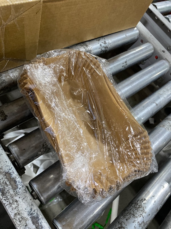 Photo 1 of 100 Pcs Loaf Pan Liners for Baking Bread 9x5 Inch, Non-Stick Pre Formed Parchment Paper for Bread Pan, Ideal Disposable Loaf Breads Liners for Baking Toast, Cakes, Banana Breads, Brown