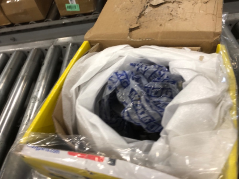 Photo 1 of MOOG 515160 Wheel Bearing and Hub Assembly for Chevrolet Silverado 1500