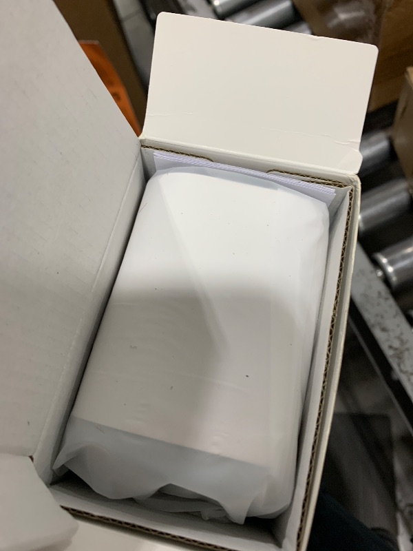 Photo 1 of Aqara 4MP Camera Hub G5 Pro WiFi, True Color Night Vision Security Camera Outdoor, 2.4/5Ghz WiFi, HomeKit Secure Video, Thread Border Router, Local Detection, Thread/Zigbee, Supports Alexa,Google Home