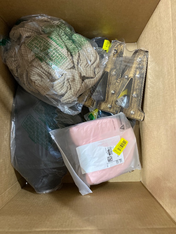 Photo 1 of Nellis Variety Box: Small (Please see clerk notes)