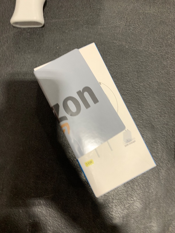 Photo 1 of [Apple MFi Certified]Magnetic Wireless Charger Apple Mag Safe Charger,15W 6FT Fast Wireless Charging Pad for Apple iPhone 16 Pro Max/16 Pro/16 Plus/15 Pro Max/14/13/12/AirPods3/2/Pro/Pro2,Charging Pad