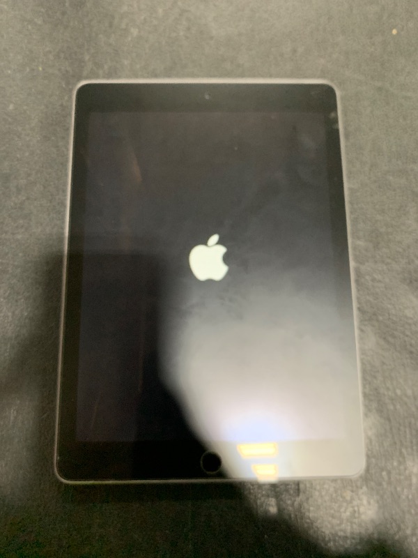 Photo 1 of iPAD UNKNOWN GEN - USED