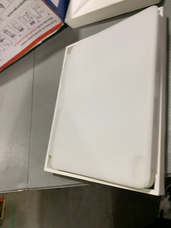 Photo 1 of Apple Magic Keyboard: Keyboard and Case for iPad Air 11-inch (M2 and M3) and iPad Air (4th and 5th Generation), US English — White