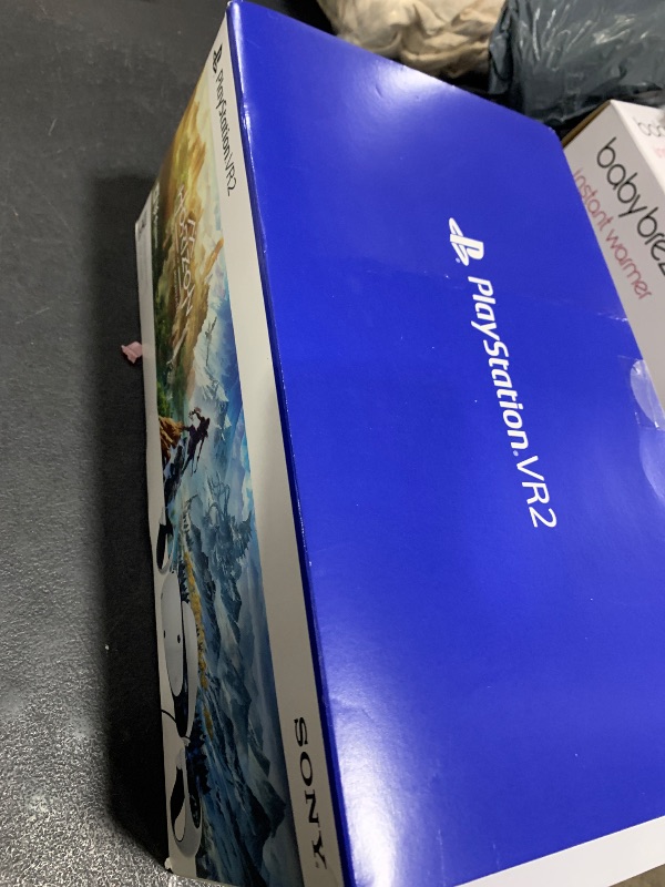 Photo 1 of PlayStation VR2 Horizon Call of The Mountain™ Bundle (PSVR2)