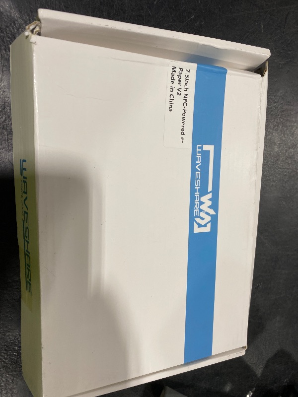 Photo 1 of Dilwe 7.5 Inch E-Ink Screen, 800 x 480 Passive NFC E-Ink Display Support, Price Tag, Brushing, Power Supply No Battery(White)