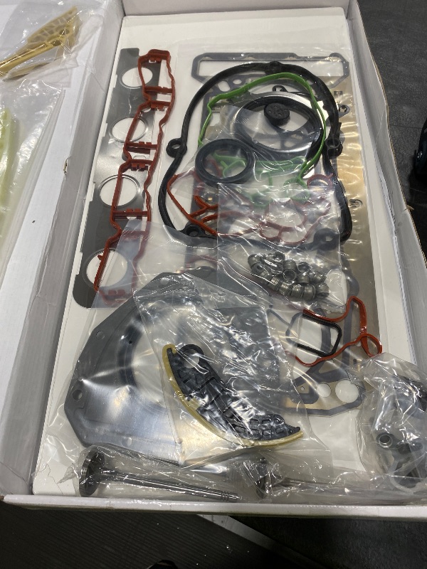 Photo 1 of GELUOXI Timing Chain Kit Engine Valves Gasket Set Replacement for 2009-2015 Audi A4 Q5 TT VW Jetta GTI Passat CC 2.0T CAEB CCTA 06H109469T 06H109469AD