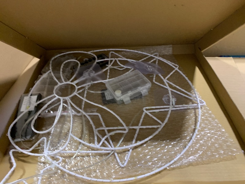 Photo 1 of 3 Pcs Christmas Window Lights, Battery Powered Tree,Wreath,Star Christmas Window Decorations with Timer Function, Multicolor Lighted Hanging Xmas Lights for Fireplace Outdoor Décor,Xmas Tree