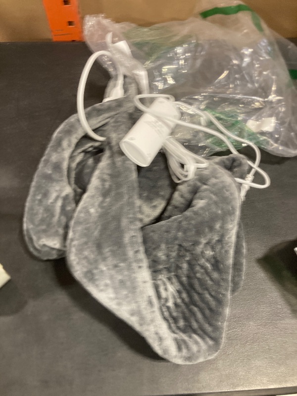 Photo 1 of 17''×33'' Heating Pad for Back Pain, Electric Heating Pad with 9 Heat Settings & 4 Timers Auto Shut Off, Extra Large Heating Pad for Period Cramps & Sore Muscles, Machine Washable, Dry & Moist Heat