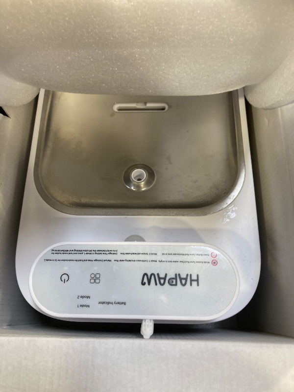 Photo 1 of HAWPAW Wireless Pet Water Fountain 