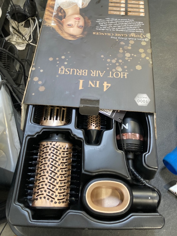 Photo 1 of 4 in 1 hot air brush