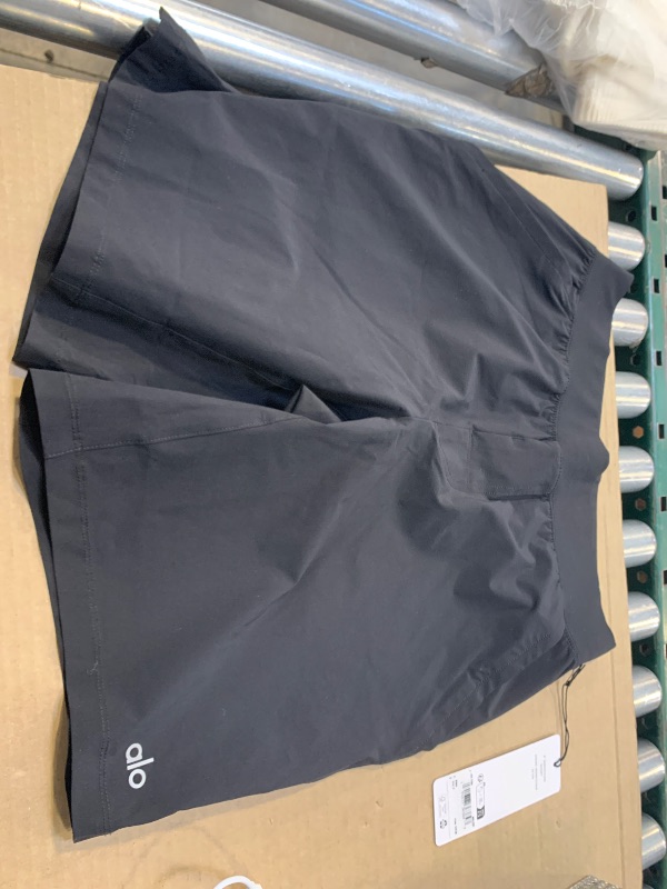 Photo 1 of 9" Repetition Short
