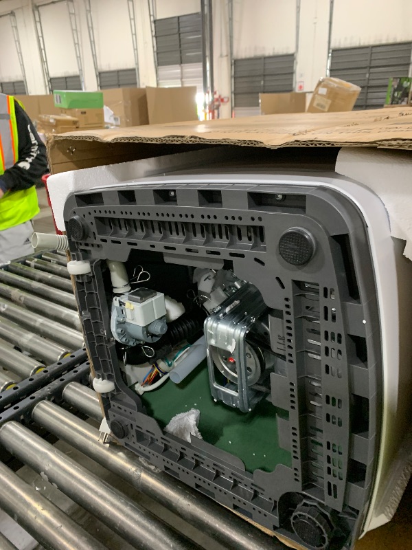 Photo 1 of *DAMAGED, INCOMPLETE** BLACK+DECKER 0.9 Cu. Ft. Portable Washer, 6.6 lb. Capacity Washing Machine for Homes & Apartments, 5 Wash Cycles, Quick Connect Sink Adapter and Drain Hose Included, Transparent Lid, BPWM09W, White