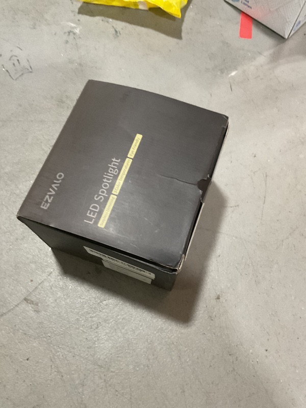 Photo 1 of EZVALO Spotlights Indoor with Remote, 5500mAh Rechargeable Picture Lights, Wireless LED Uplighting with Timer?Dimmable, 3CCT, Display Lights for Plant Painting, Artwork, Accent Lighting (2Pack-Black) *NO REMOTE*