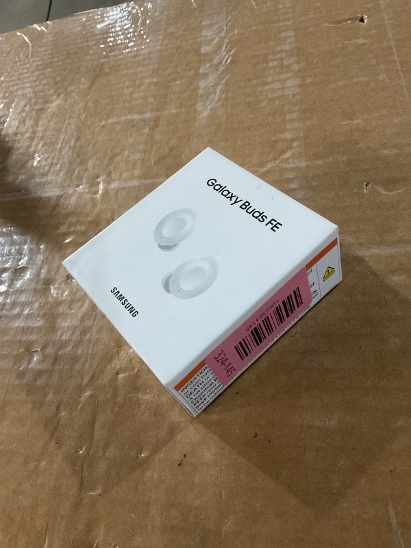 Photo 1 of ***2 RIGHT EAR BUDS***
Samsung Galaxy Buds FE True Wireless Bluetooth Earbuds, In-Ear Secure Fit, Noise Cancelling, Auto Switch Audio, Touch Control, Built-in Voice Assistant, White [US Version, 1Yr Manufacturer Warranty]