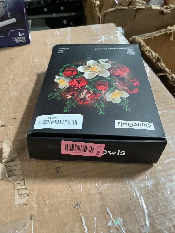 Photo 1 of ***MISSING PARTS***
iATOM Valentines Flower Bouquet Building Set, Artificial Roses Botanical Collection for Adults, Gift for Valentine's Day for Her/Mom/Girlfriend/Wife/Couple, Modern Home Office Table Centerpiece Decor