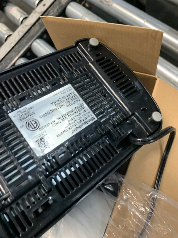 Photo 1 of ***DAMAGED - SEE NOTES/PICTURES***Elite Gourmet ECT1027B Cool Touch Toaster with 6 Temperature Settings & Extra Wide 1.25" Slots for Bagels, Waffles, Specialty Breads, Puff Pastry, Snacks, ETL Certified, 2 Slices, Black