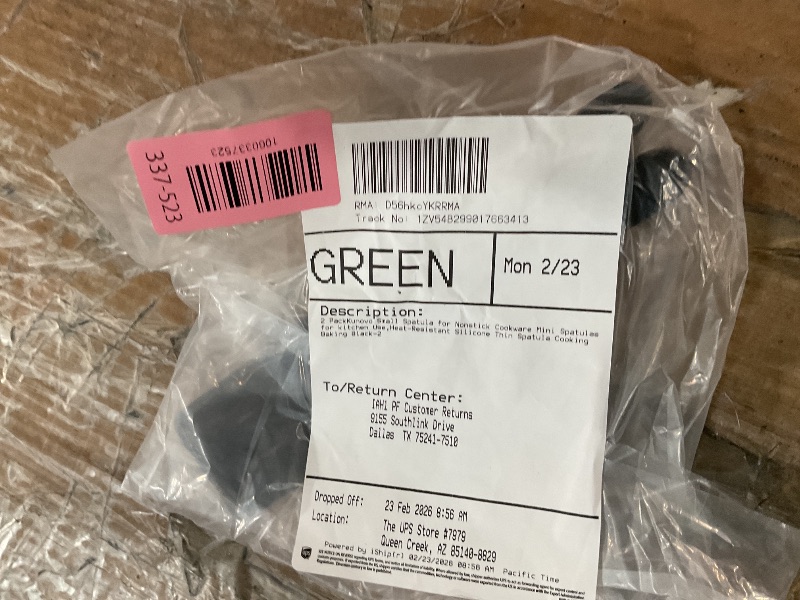 Photo 1 of ?2 Pack?Kunovo Small Spatula for Nonstick Cookware Mini Spatulas for kitchen Use,Heat-Resistant Silicone Thin Spatula Cooking Baking (Black-2)