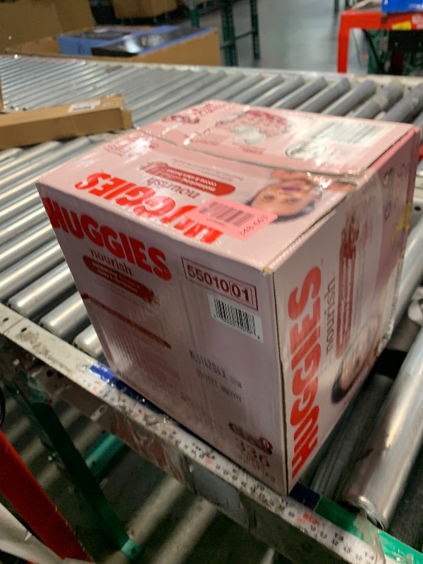 Photo 1 of ***FACTORY SEALED***Huggies Nourish Scented Baby Wipes, 6 Push Button Packs (336 Wipes Total)