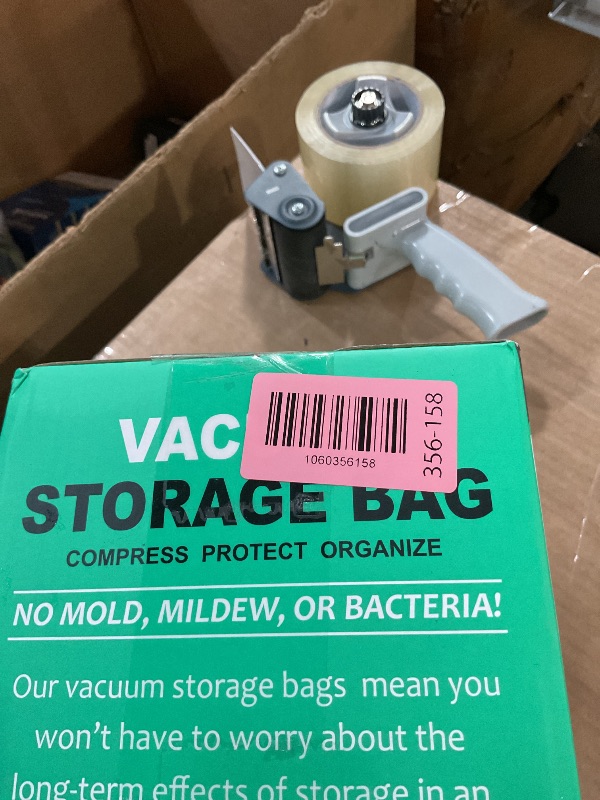 Photo 1 of ***MISSING PARTS***
Cozy Essential Vacuum Storage Bags, Space Saver Bags?Compression for Comforters and Blankets, Pillow, Bedding, Sealer Clothes Storage, 20 ECombo