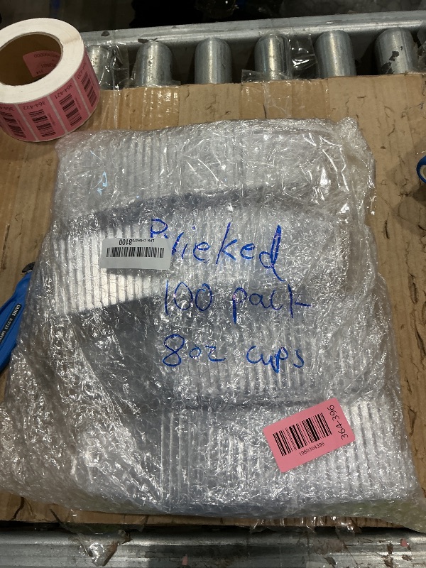 Photo 1 of **UNKNOWN IF MISSING PARTS**
Pvieked 100 Pack 8 Oz Square Plastic Cups with Spoons, Appetizer & Dessert Cups for Ice Cream, Fruit Puddings, Wedding Party Catering Supplies