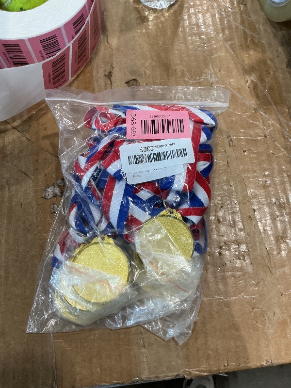 Photo 1 of 100 Packs Children's Gold Plastic Winner Medals Kids Golden Winner Awards Medals