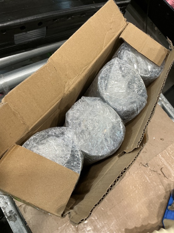 Photo 1 of [200 Pack] 9oz Clear Plastic Cups with Silver Rimmed Sturdy & Food Safe Disposable Wine Glasses Party Wedding Disposable Drinking Cups Plastic Cocktail Glasses for Wine, Juice & Cold Beverages