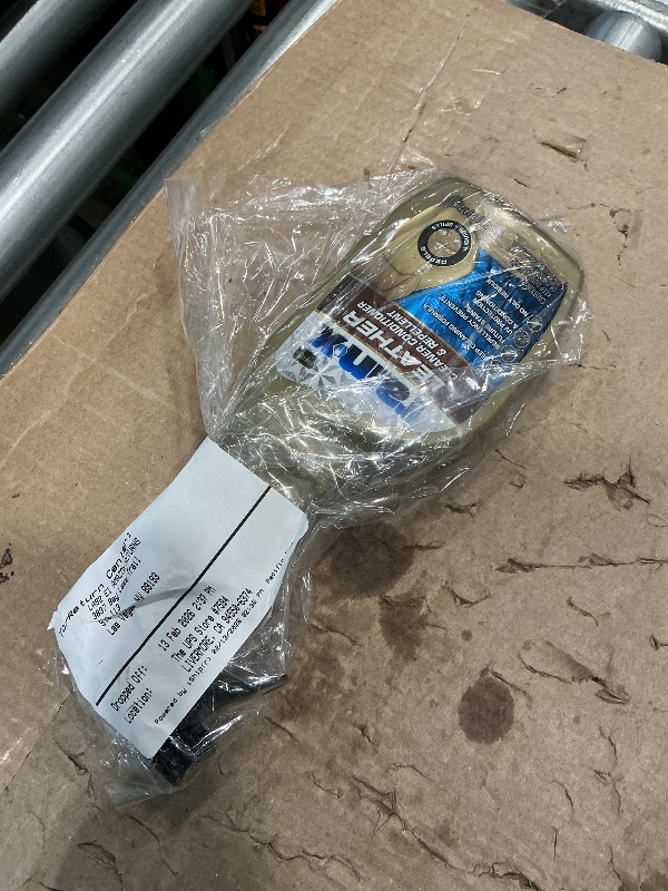 Photo 1 of *MINOR DAMAGE - USED*
Rain-X 620236SRP Leather Cleaner Conditioner & Repellent for Car Interiors, Cleans + Repels while Moisturizing, Restores Leather to Natural, Fresh Scent without Residue 16 Fl Oz.