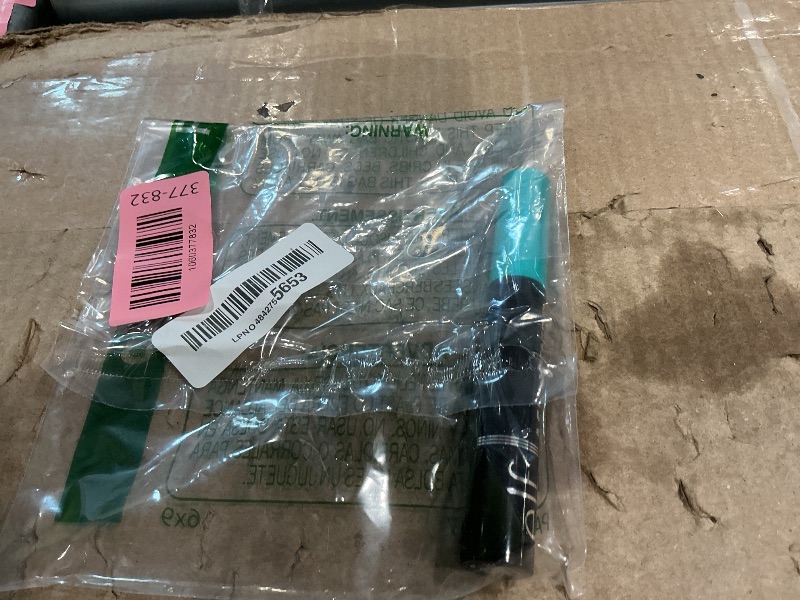 Photo 1 of *MINOR DAMAGE - USED*
e.l.f. Lash XTNDR Mascara, Made With Tubing Technology For The Look Of Lash Extensions, Clump & Flake Free, Vegan & Cruelty-Free, Pitch Black