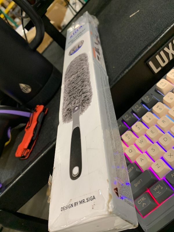 Photo 1 of ***MODERATELY USED, SELLING FOR PARTS, FINAL SALE***MR.SIGA Lint Free Microfiber Duster, Washable Duster for Household Cleaning Gray***MODERATELY USED, SELLING FOR PARTS, FINAL SALE***