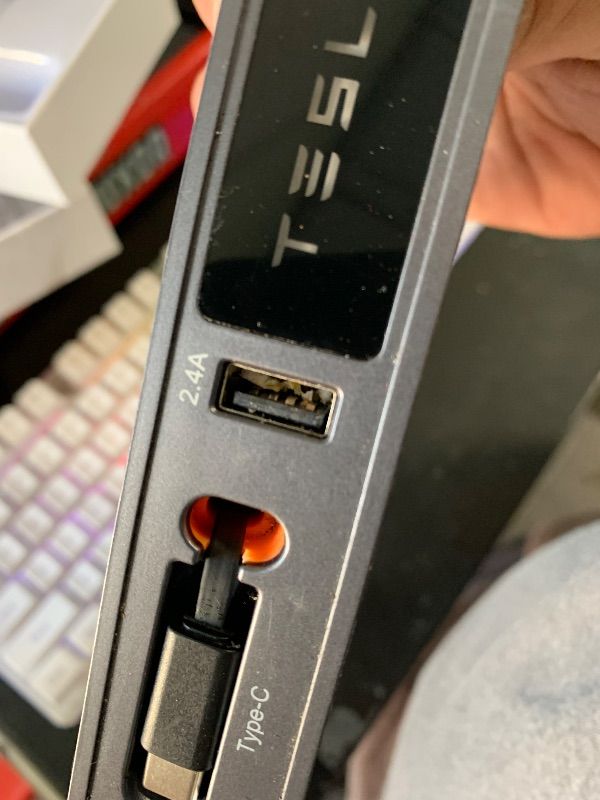 Photo 1 of ****DAMAGED PORTS, SELLING FOR PARTS, FINAL SALE***Customized for Tesla Model 3/Y USB Hub, Fast Charger for Tesla Model Y 3 Accessories 2024 2023 2022 2021 Retractable Cable, Multifunctional Tesla Center Console Accessories(Not fit Model 3 2024)****DAMAGE
