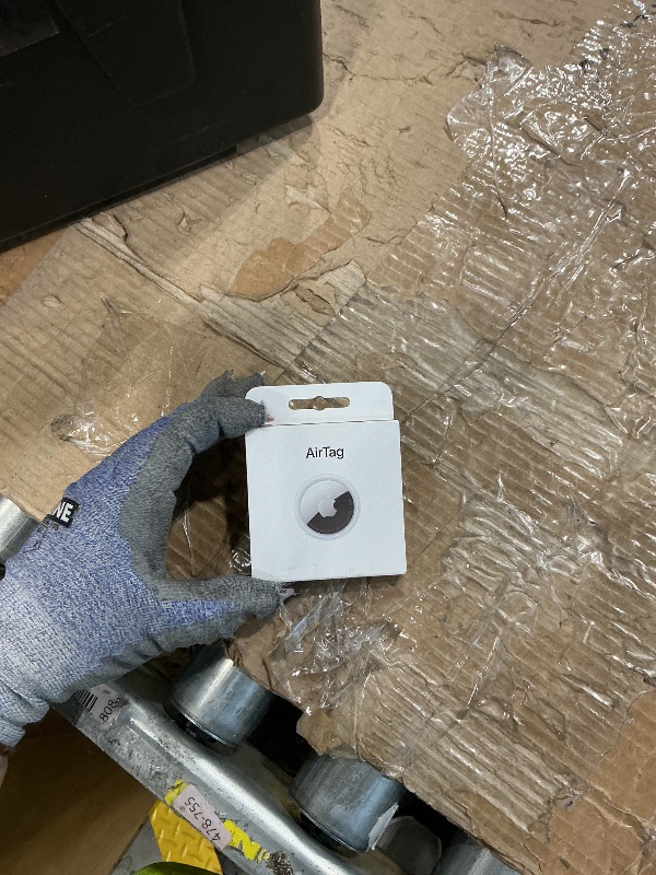Photo 1 of ** USED** Apple AirTag (2nd Generation): Tracker for Keychain, Wallet, and More; Locator with Sound; Simple One-Tap Setup with iPhone or iPad; Key Finder with up to 1.5X Precision Finding Range, Pack of 20