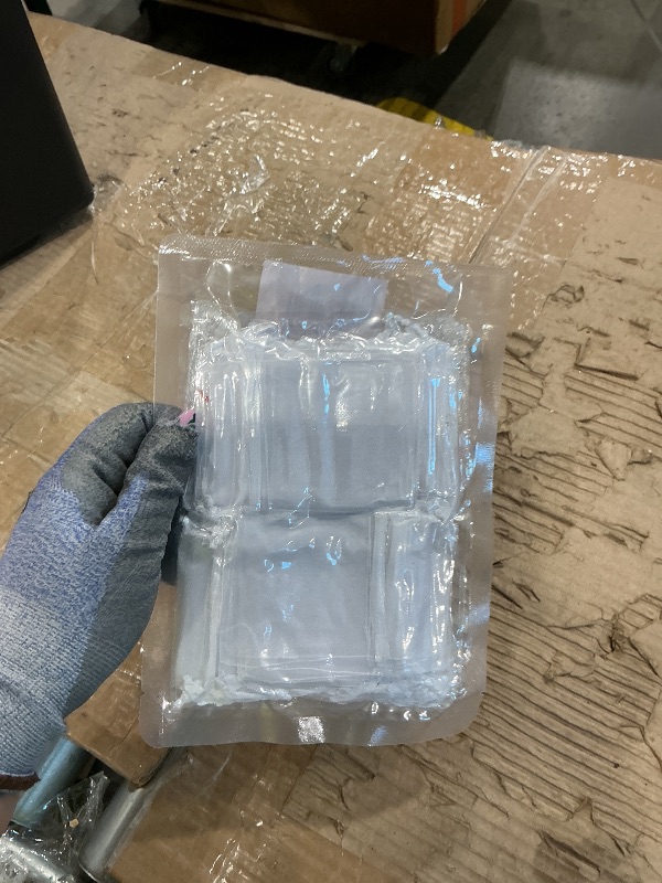 Photo 1 of 100 Pcs 2.7x3.5In Organza Gift Bags, White Drawstring Jewellery Pouches Candy Pouches Mesh Favor Bags Gift Bags for Festival Wedding Christmas Anniversary Hen Party