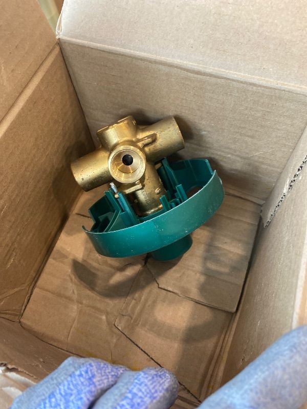 Photo 1 of *UNTESTED*
Moen 8375HD Commercial 1/2" Posi-Temp(R) brass rough in valve includes stops