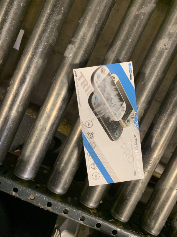 Photo 1 of Trimui Smart Pro Game Console 4.96-Inches 720x1280 IPS Screen Built-in 64G TF Card Video Gaming Consoles 5000mAh Lithium Battery Supports Multiple Simulators Casual Game Console-White