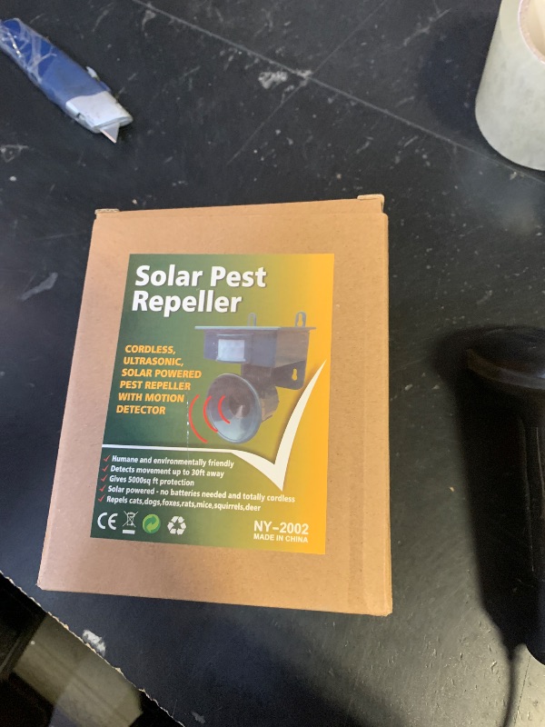 Photo 1 of 2026 New Solar Ultrasonic Bird Repellent Devices IP65 Bird Repeller Outdoor Motion Activated Bird Deterrents for Outside Pigeon Repellent Woodpecker Goose Deterrent for Rooftops Porch Patio Balconies